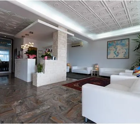Antoniana Hotel 3*